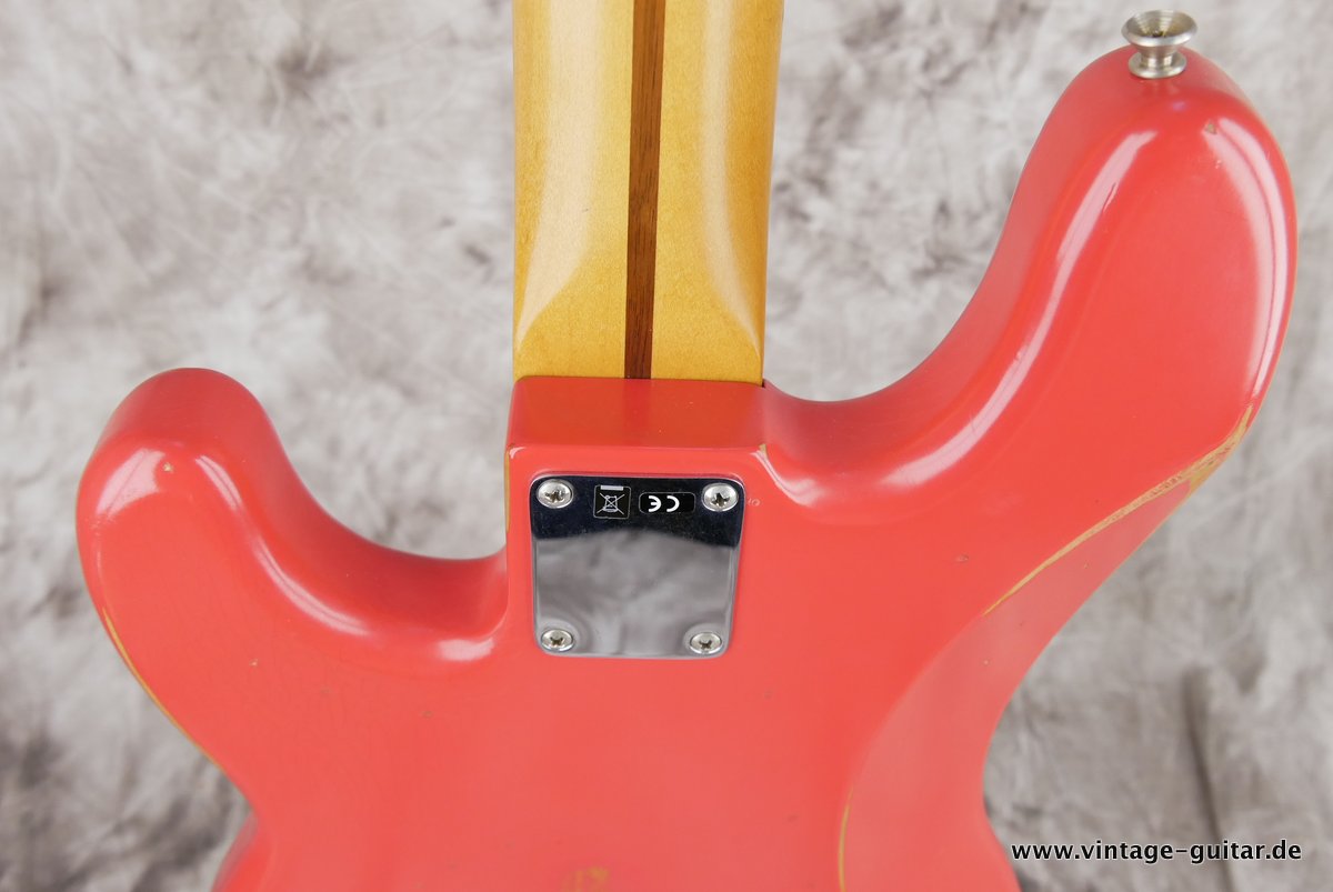 Fender-Precision-Bass-fiesta-red-roadworn-009.JPG
