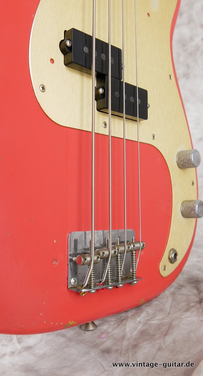Fender-Precision-Bass-fiesta-red-roadworn-012.JPG