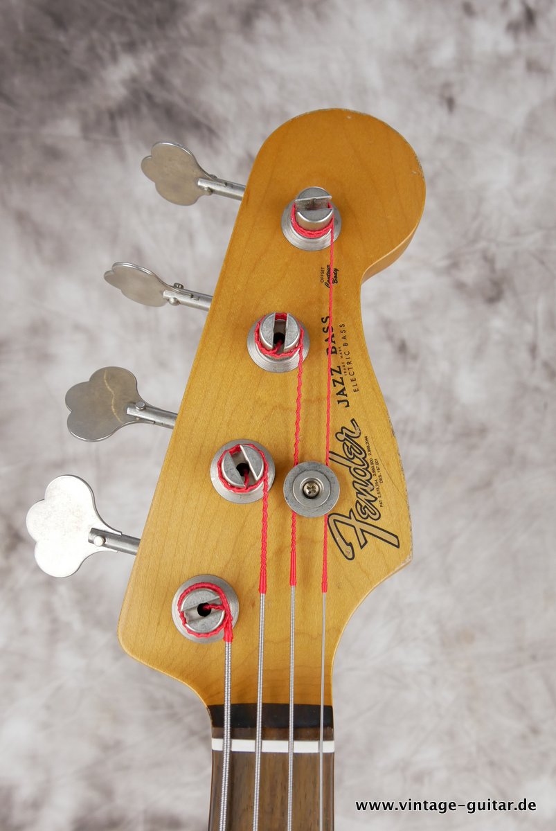 Fender-Jazz-Bass-60s-Reissue-roadworn-sunburst-005.JPG