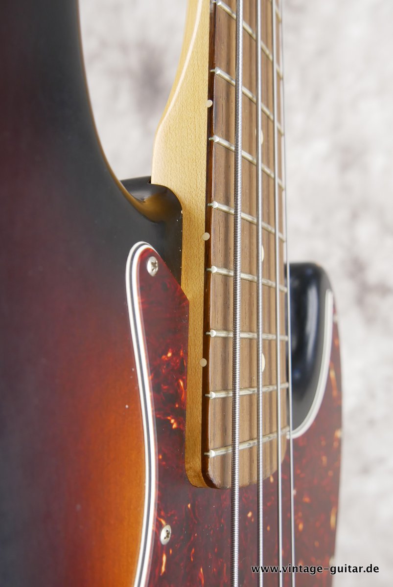 Fender-Jazz-Bass-60s-Reissue-roadworn-sunburst-014.JPG
