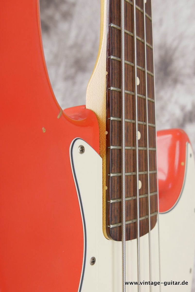 Fender-Jazz-Bass-60s-reissue-sunburst-roadworn-013.JPG