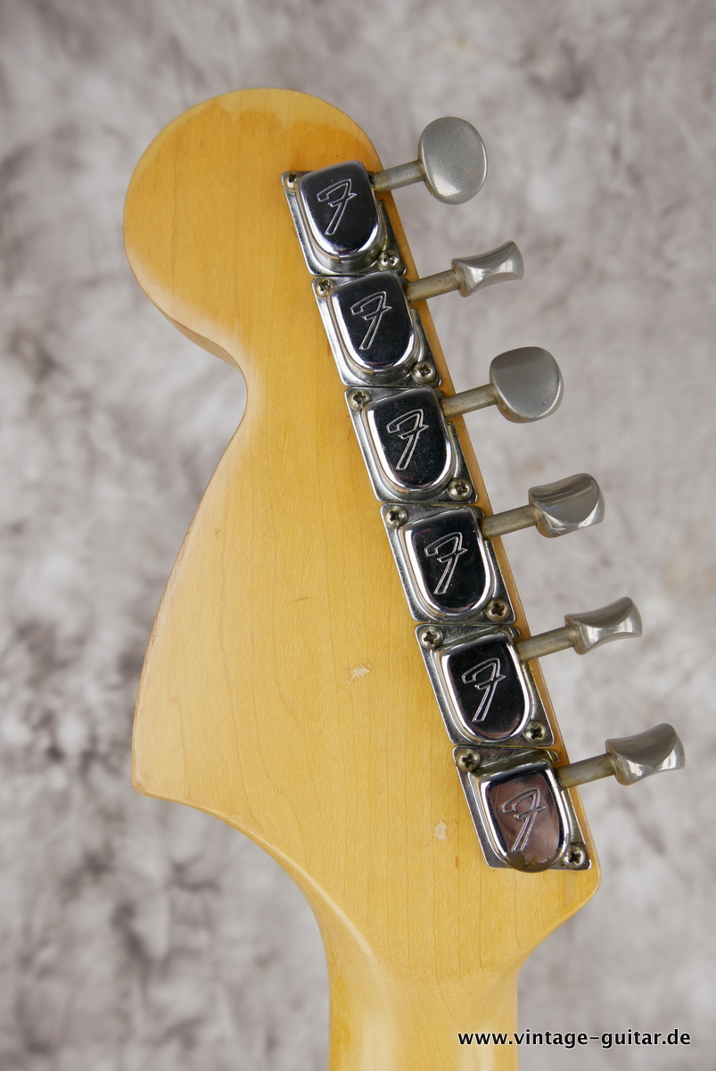 Fender_Stratocaster_black_1976-010.JPG