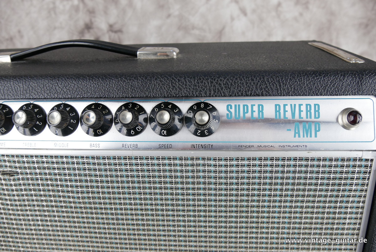 Fender_Super_Reverb_silverface_alutrim_1968-006.JPG