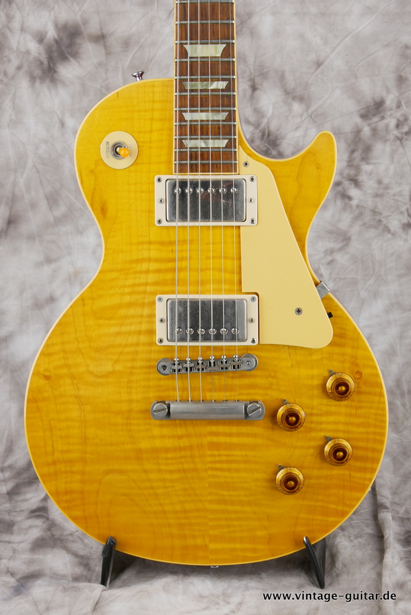Gibson_Les_Paul_Classic_Plus_amber_1991-003.JPG