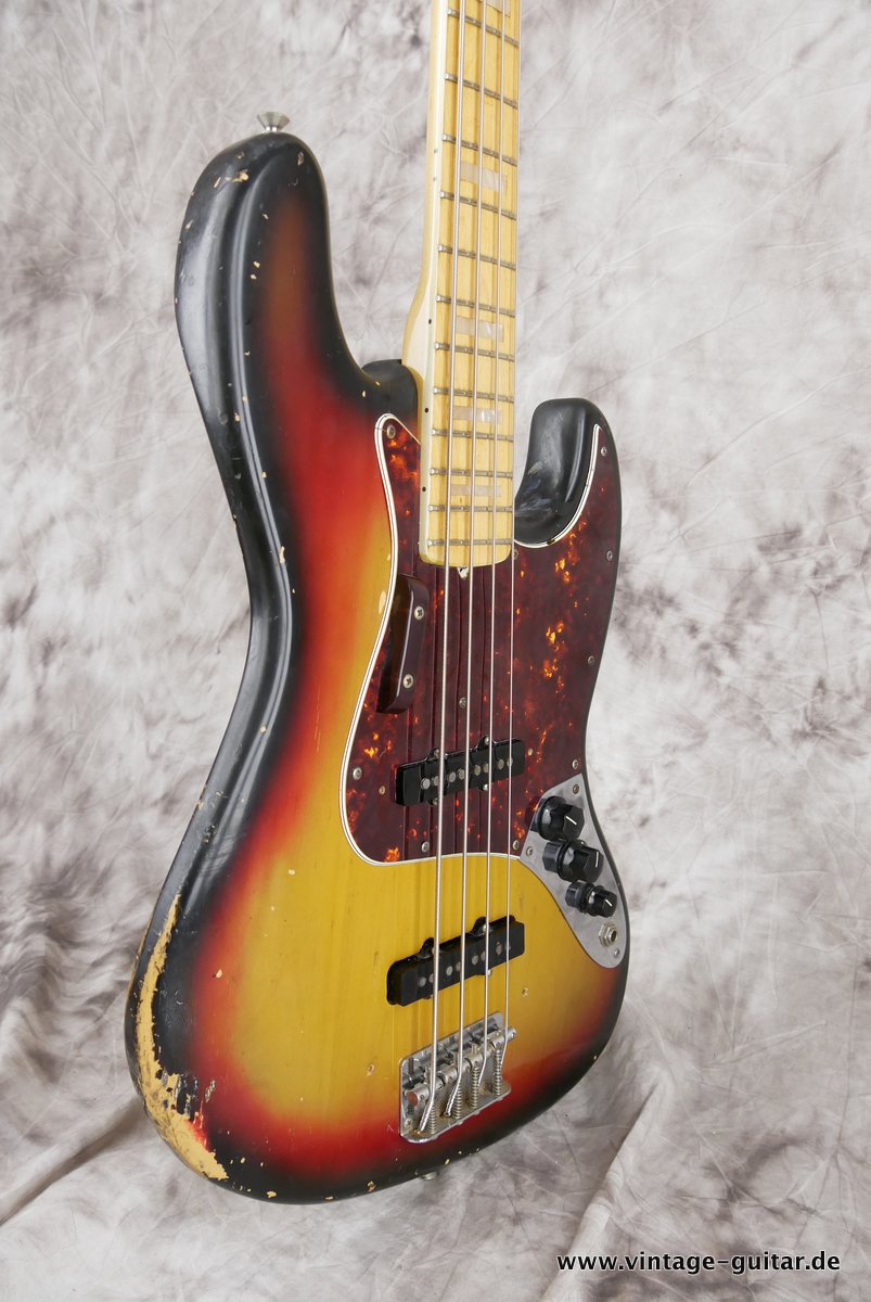 img/vintage/4246/Fender-Jazz-Bass-1974-sunburst-005.JPG