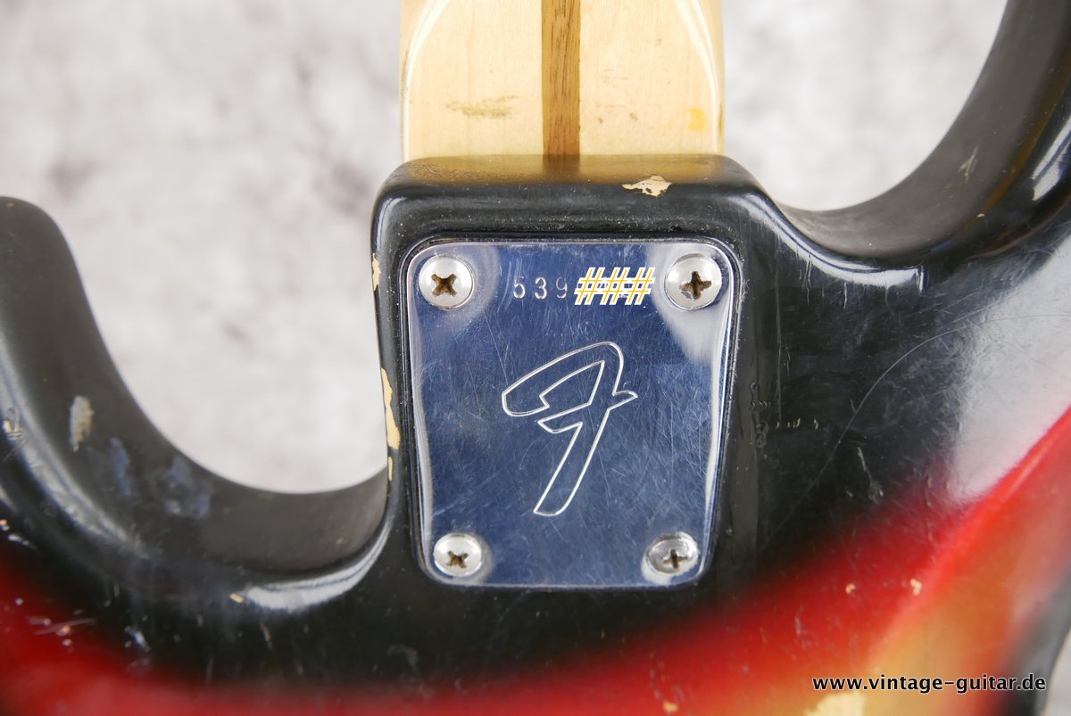 img/vintage/4246/Fender-Jazz-Bass-1974-sunburst-014.JPG