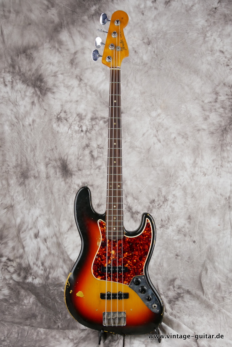 Fender_Jazz_Bass_sunburst_1966-001.JPG
