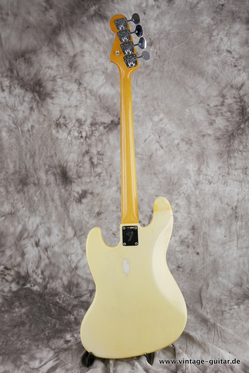 Fender_Jazz_Bass_olympic_white_1966-002.JPG