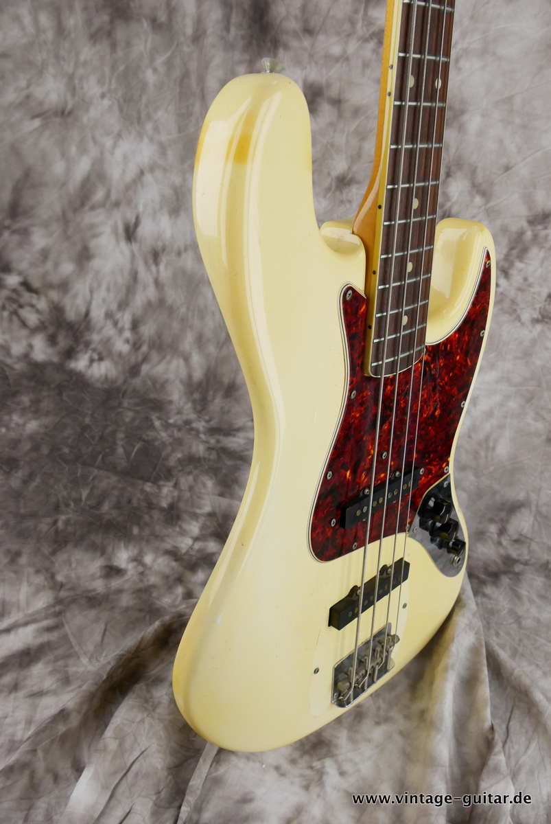 img/vintage/4259/Fender_Jazz_Bass_olympic_white_1966-005.JPG