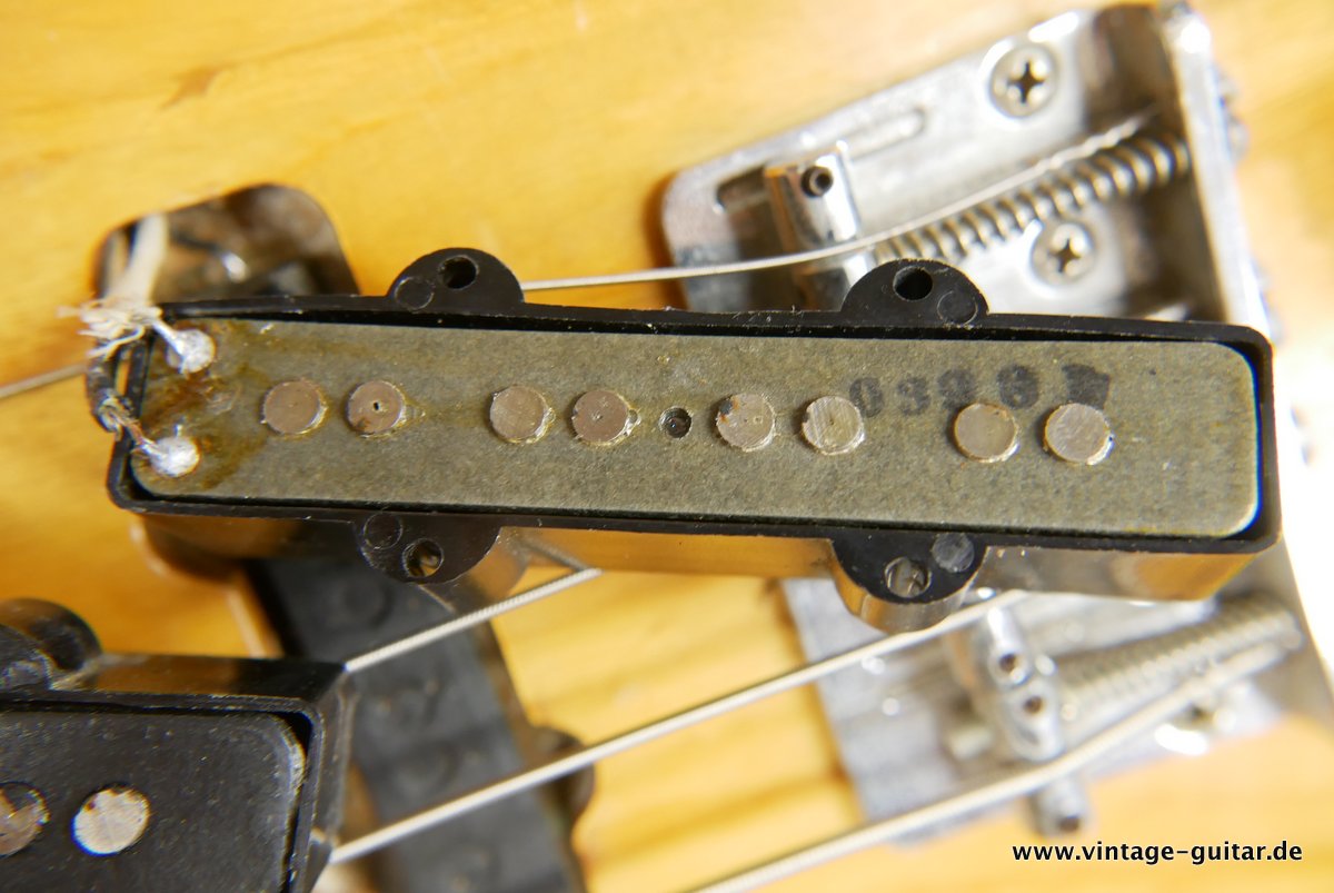 Fender-Jazz-Bass-1974-natural-016.JPG