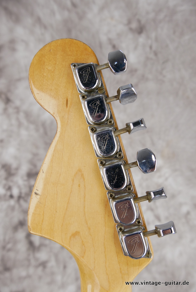 Fender_Stratocaster_sunburst_1973-010.JPG