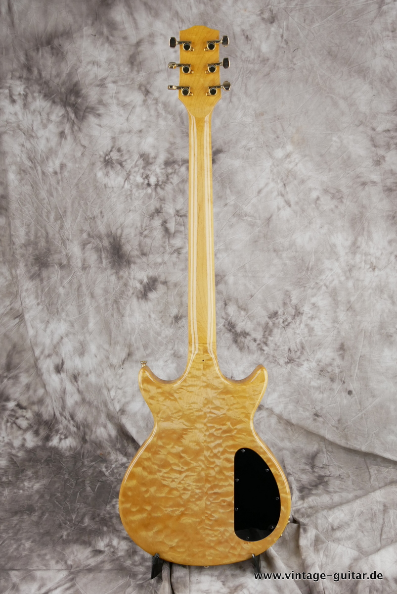 Carvin_DC_160_lefthand_curly_maple_1987-002.JPG