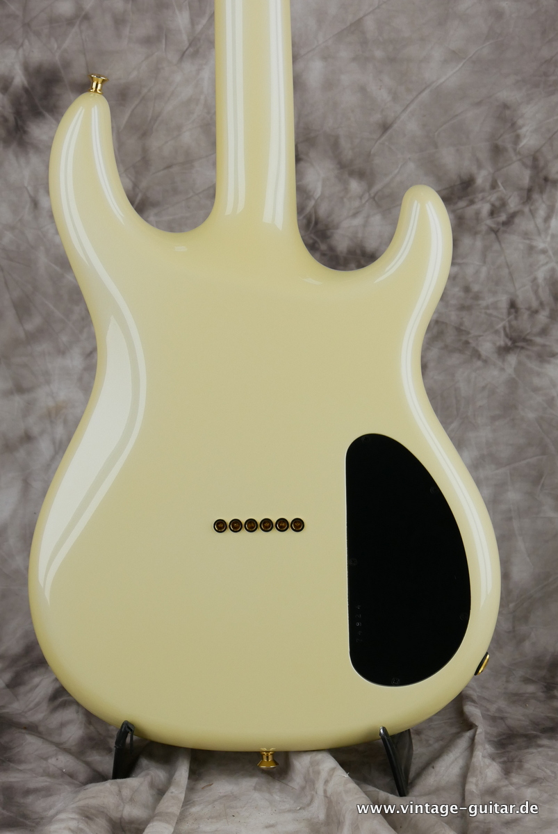 Carvin_DC_127_L_white_lefthand_1988-004.JPG