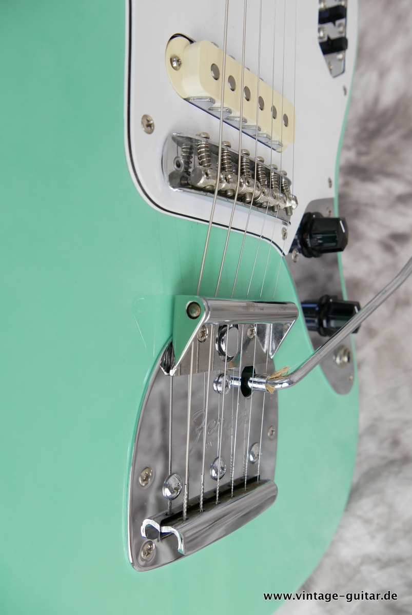 Fender_Jaguar_green_Japan_1993-013.JPG