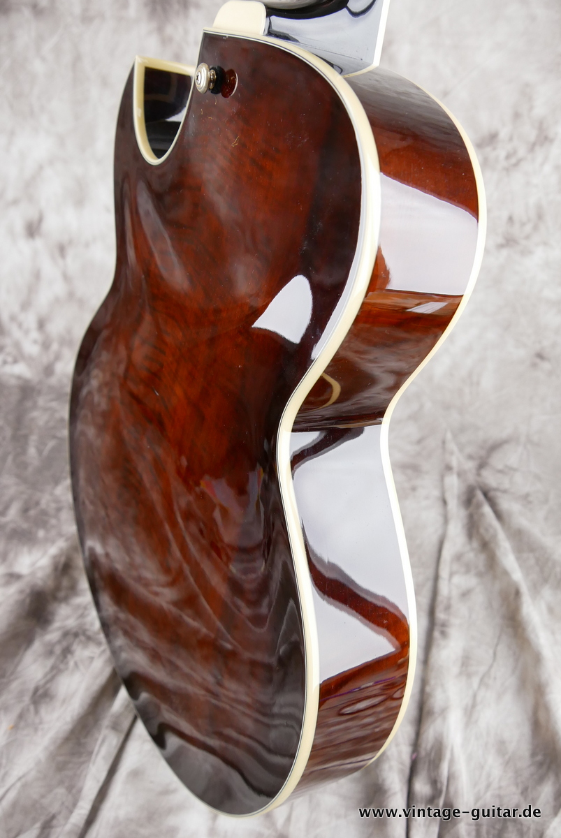 img/vintage/4277/Ibanez_Artcore_AK_95_DVS_brown_2010-008.JPG
