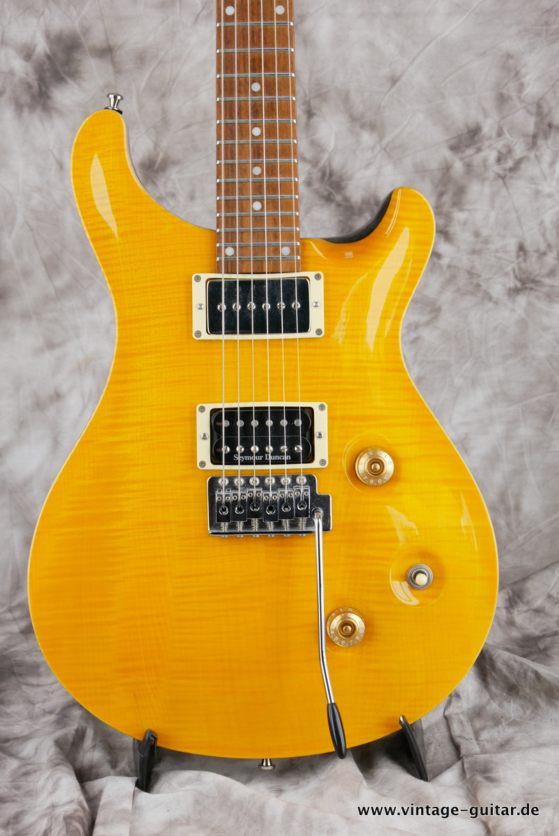 img/vintage/4279/Fame_Forum_III_transparent_yellow_2015-003.JPG