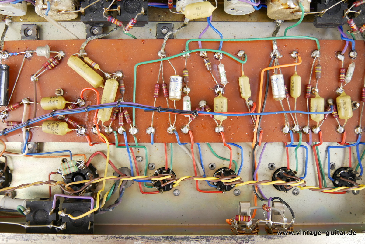 img/vintage/4293/Selmer_Treble_n_Bass_Mk_III_1970-010.JPG
