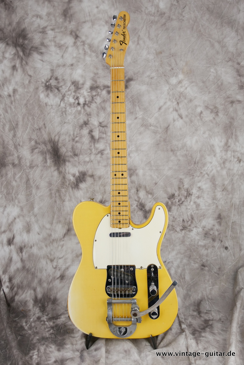 Fender_Telecaster_Bigsby_blonde_1968-001.JPG