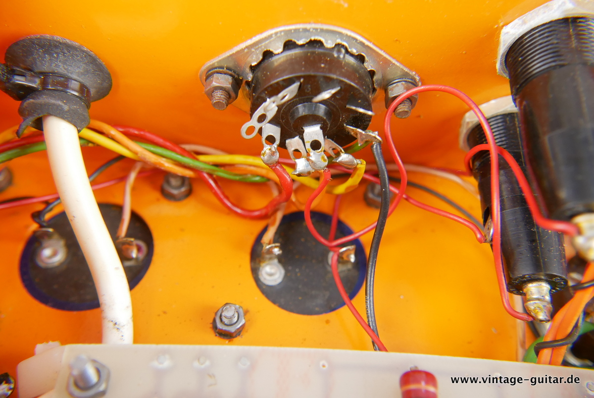 Orange_OR_120_Overdrive_Mastervolume_1977-018.JPG