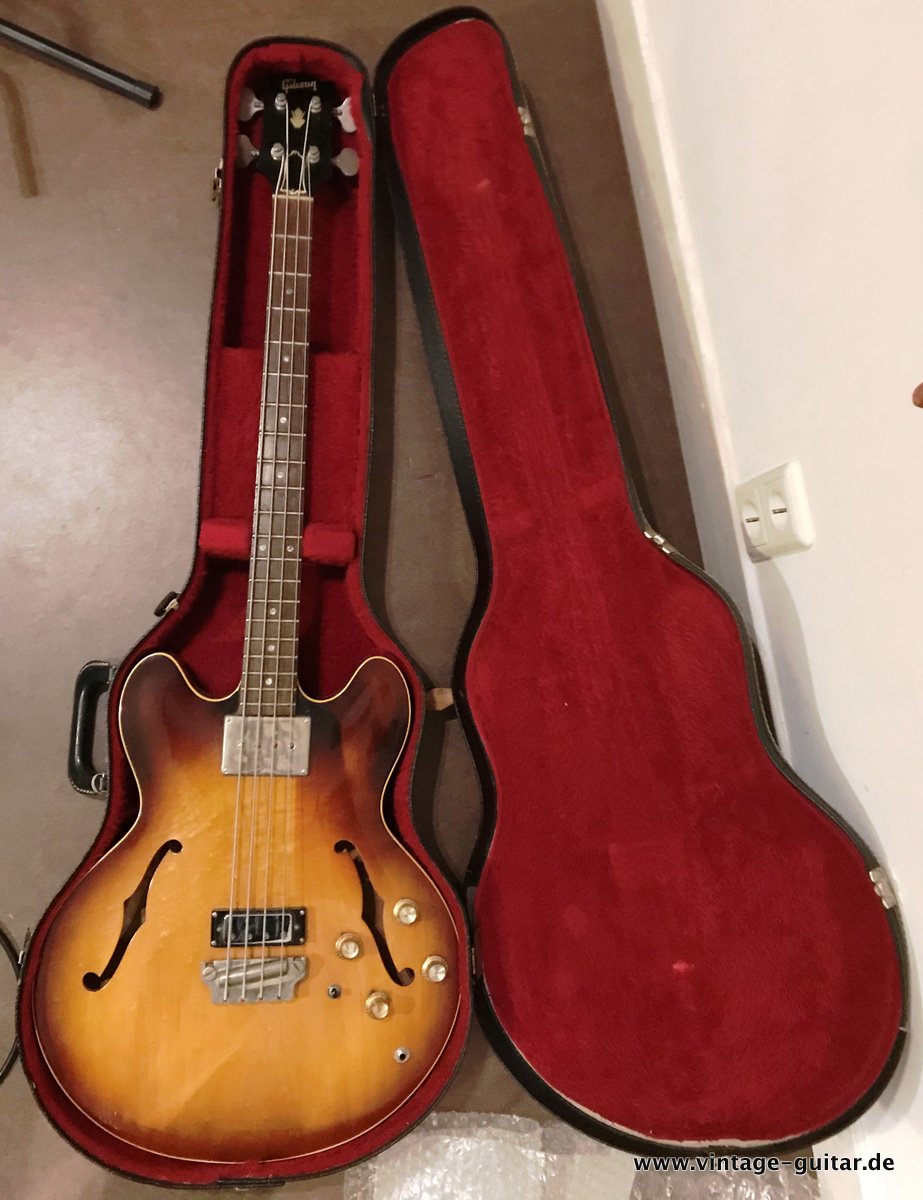 Gibson-Bass-EB-3D-1964-003.jpg
