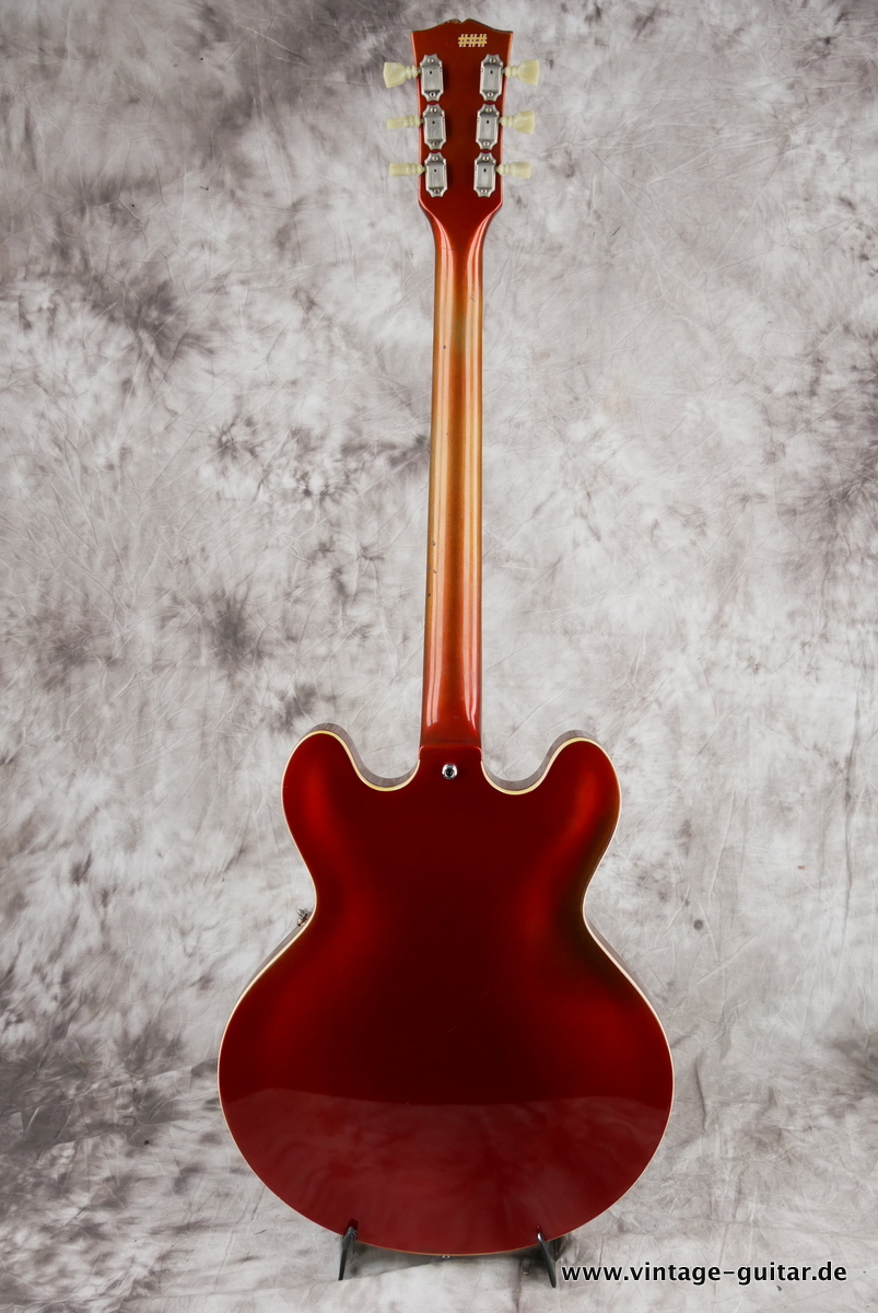 Gibson_ES_335_sparkling_burgundy_1968-002.JPG