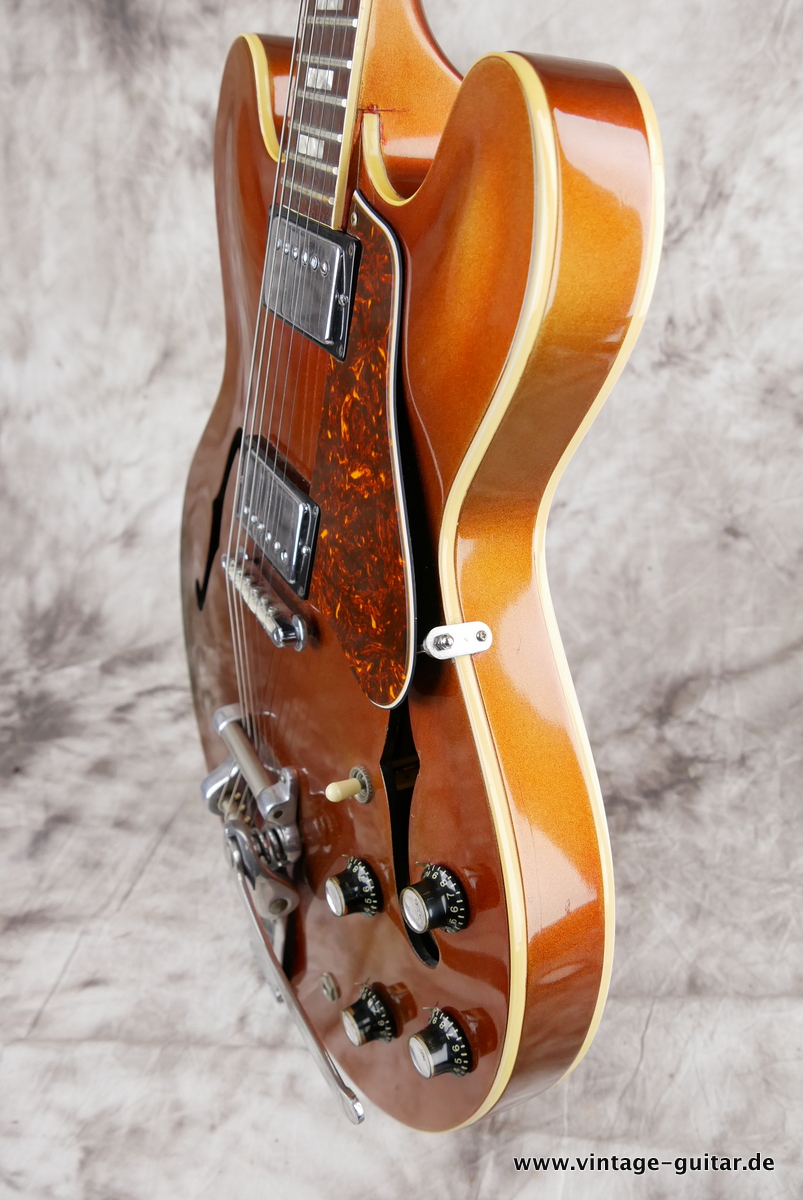 Gibson_ES_335_sparkling_burgundy_1968-006.JPG