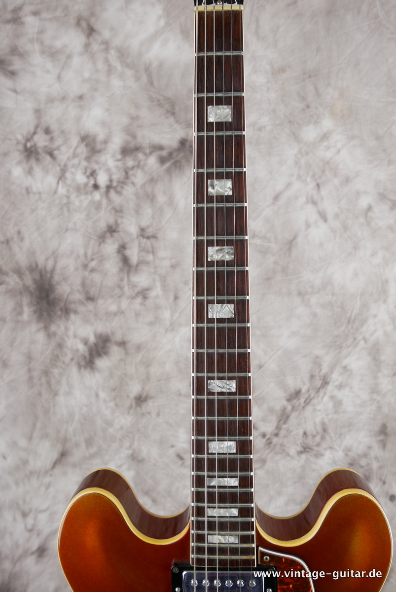 Gibson_ES_335_sparkling_burgundy_1968-011.JPG