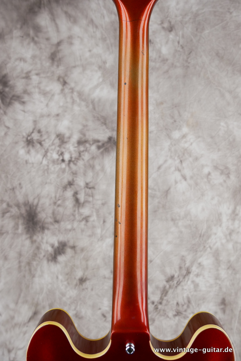 img/vintage/4323/Gibson_ES_335_sparkling_burgundy_1968-012.JPG