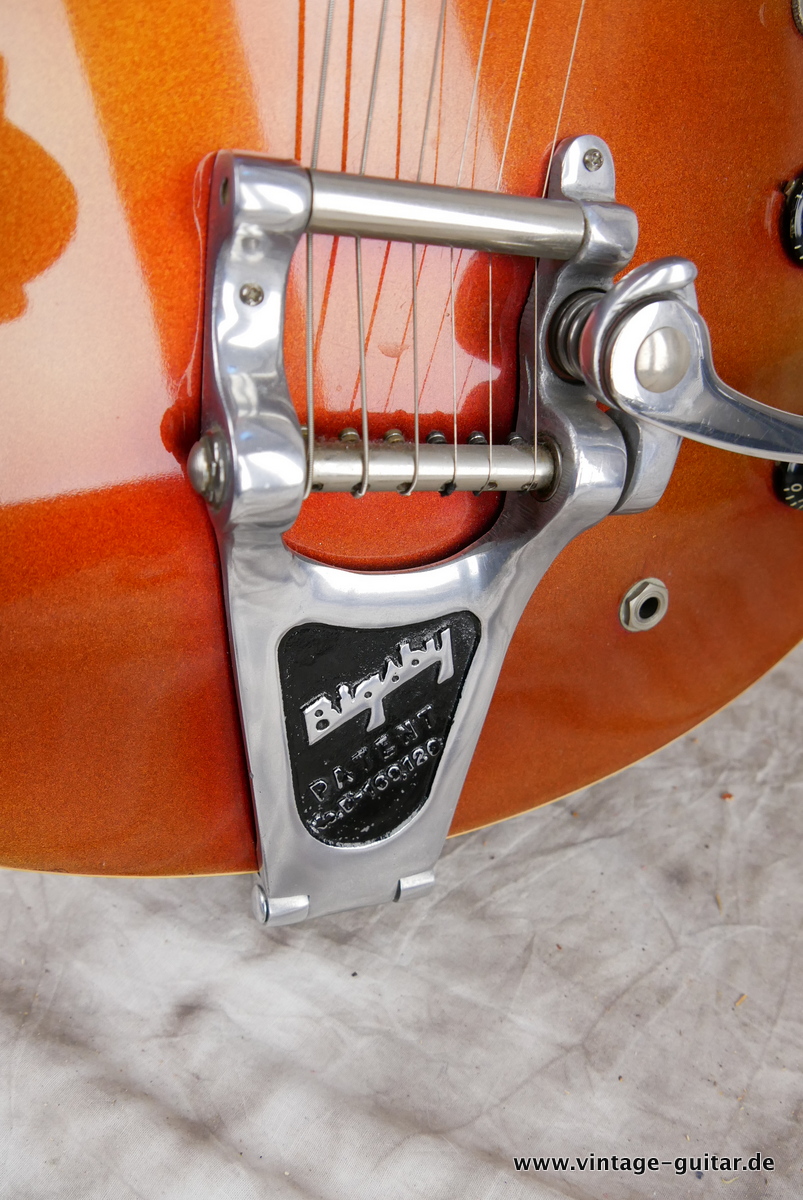img/vintage/4323/Gibson_ES_335_sparkling_burgundy_1968-013.JPG