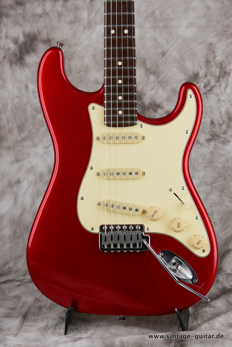 Fender_Stratocaster_USA_Neck_Rockinger_Body_CAR_1998-003.JPG