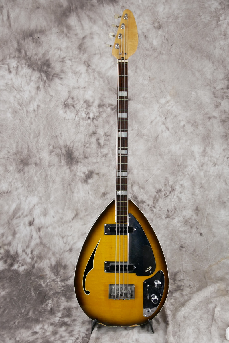 Vox_Teardrop_sunburst_1966-001.JPG