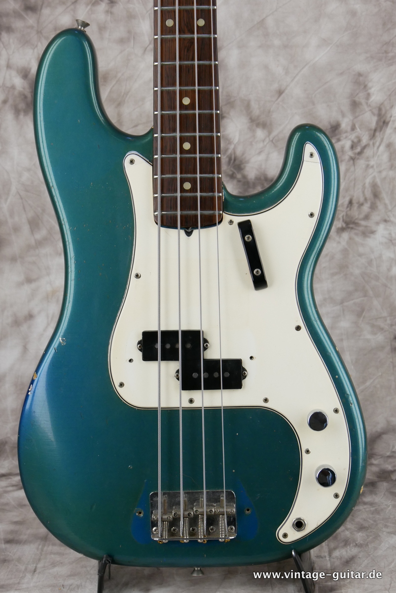 Fender_Precision_Bass_lake_placid_blue_1965-003.JPG