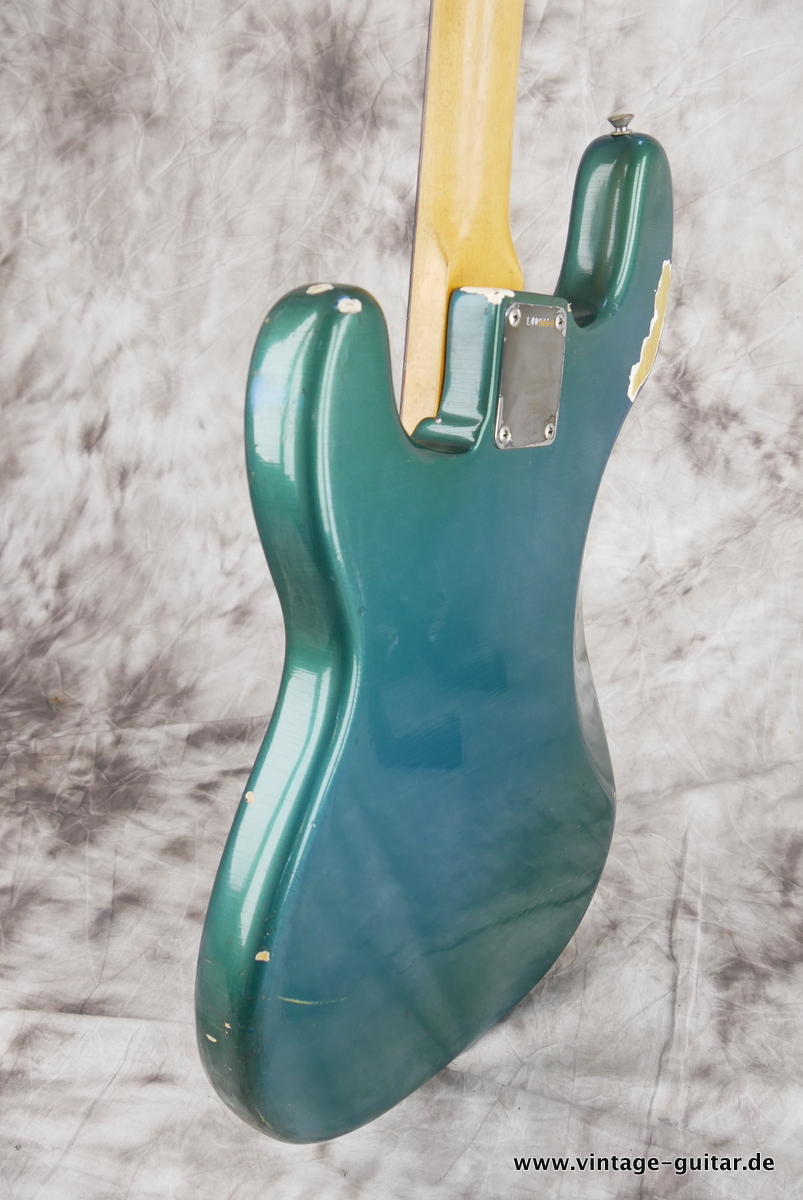img/vintage/4346/Fender_Precision_Bass_lake_placid_blue_1965-007.JPG