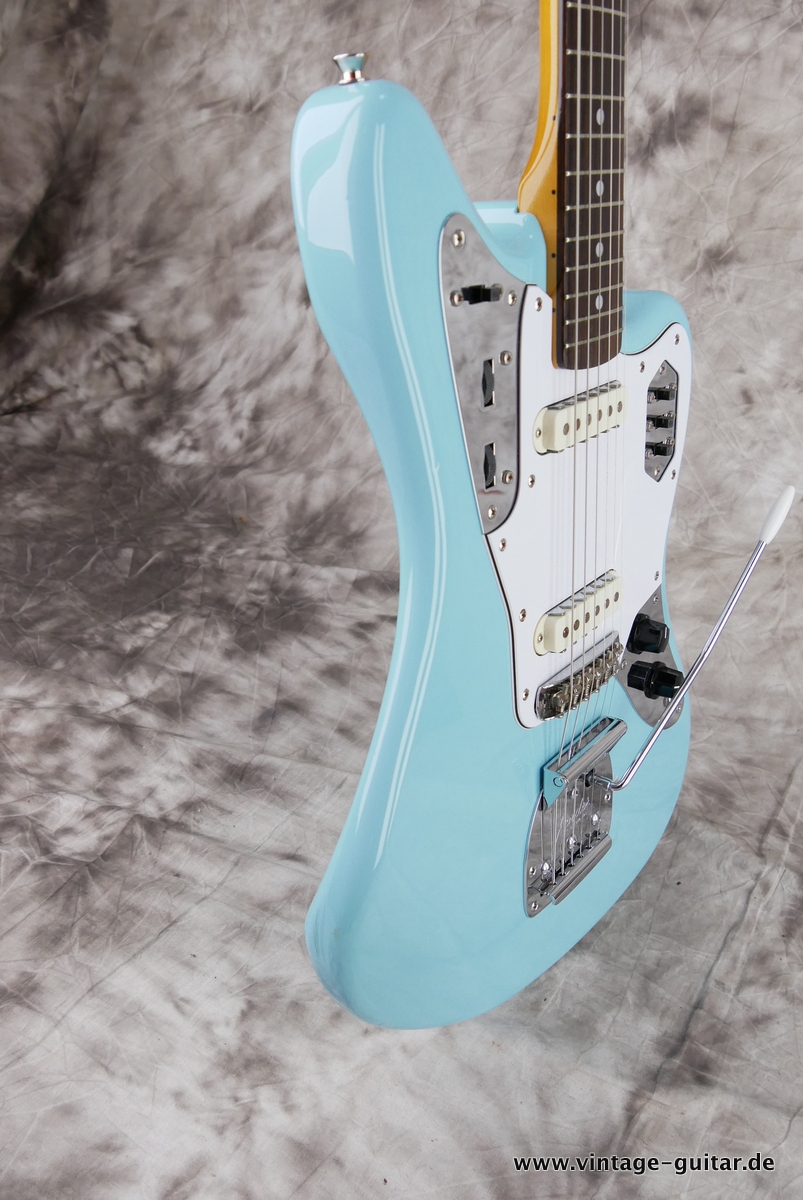 Fender_Jaguar_Japan_daphne_blue_2017-005.JPG