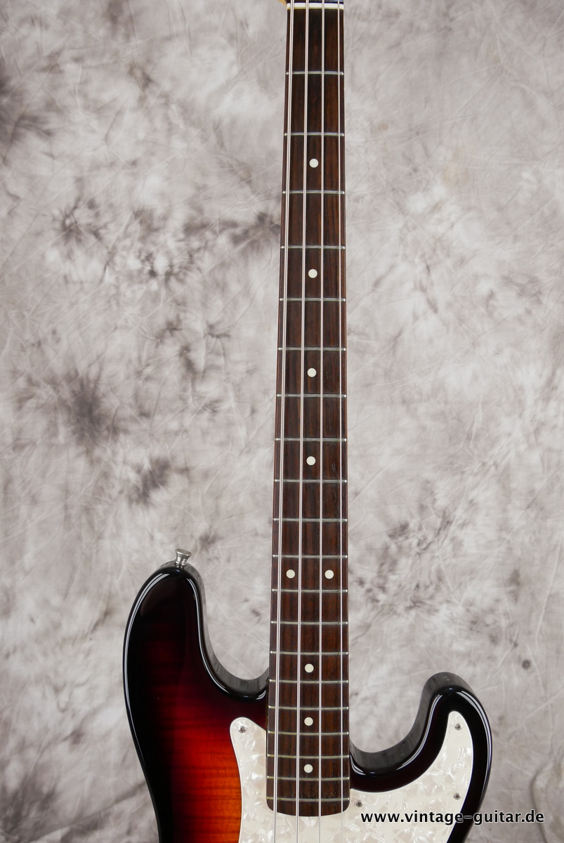img/vintage/4360/Fender_Precision_Bass_Foto_Flame_1994-011.JPG