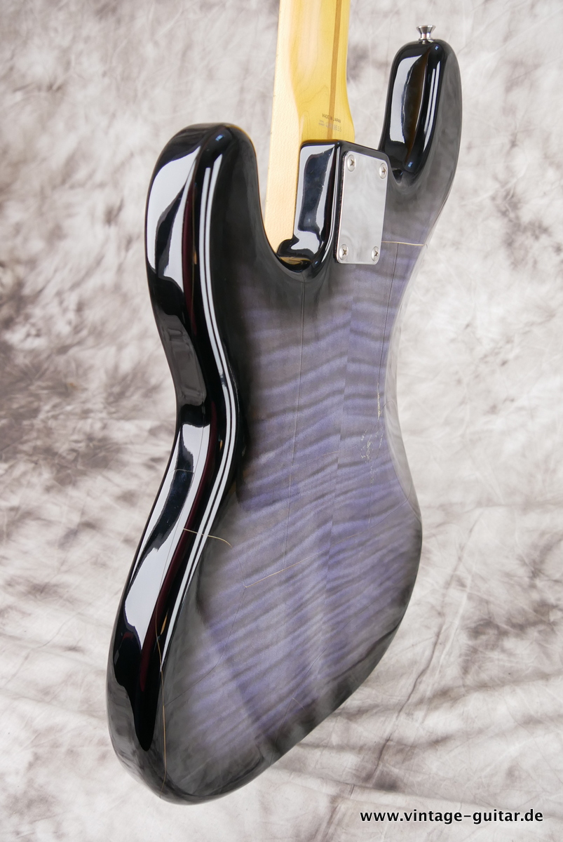 Fender_Precision_Bass_Foto_Flame_Blue_1993-007.JPG