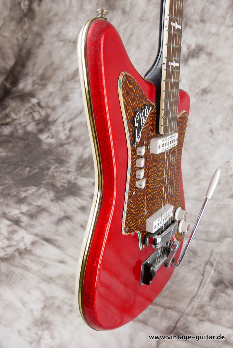img/vintage/4363/Eko_500_V2_red_sparkle_1962-005.JPG