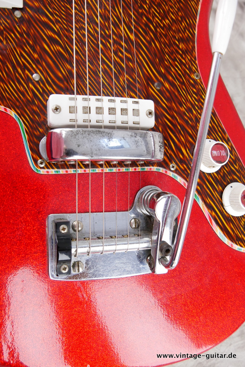 img/vintage/4363/Eko_500_V2_red_sparkle_1962-013.JPG