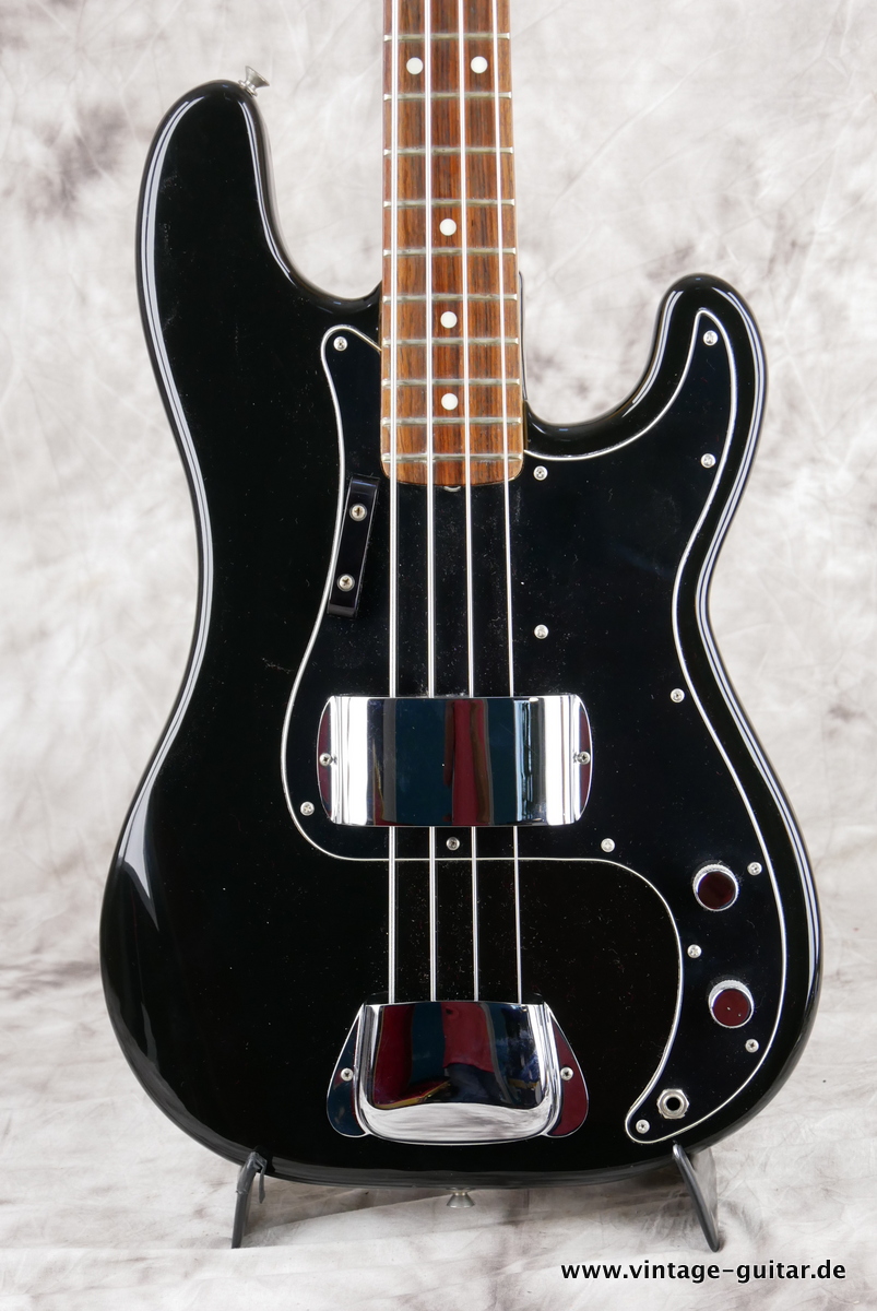 Fender_Precision_USA_black_1979-003.JPG
