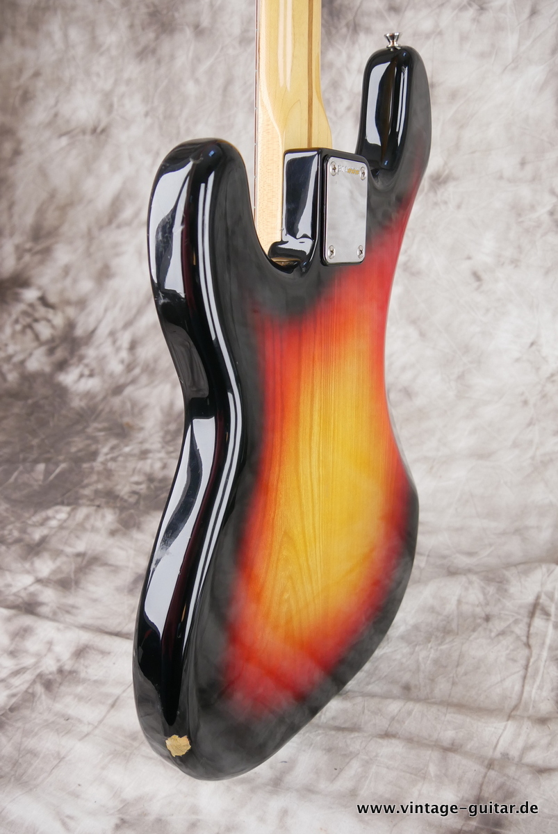 Fender_Squier_Precision_Bass_Japan_sunburst_1984-007.JPG