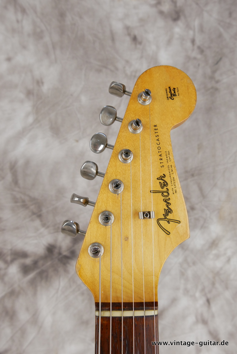 Fender_Stratocaster_Pre_CBS_sunburst_USA_1962-009.JPG