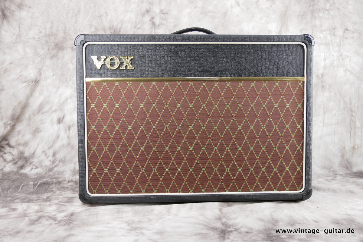 Vox_AC_15_2001-001.JPG