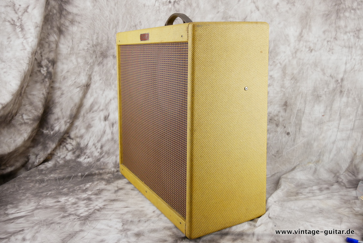 img/vintage/4383/Fender_Blues_De_Ville_Tweed_1993-004.JPG