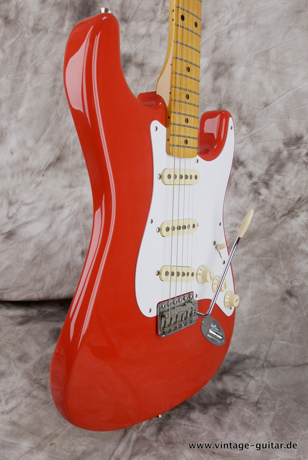Fender-Stratocaster-Classic-50s-fiesta-red-005.JPG