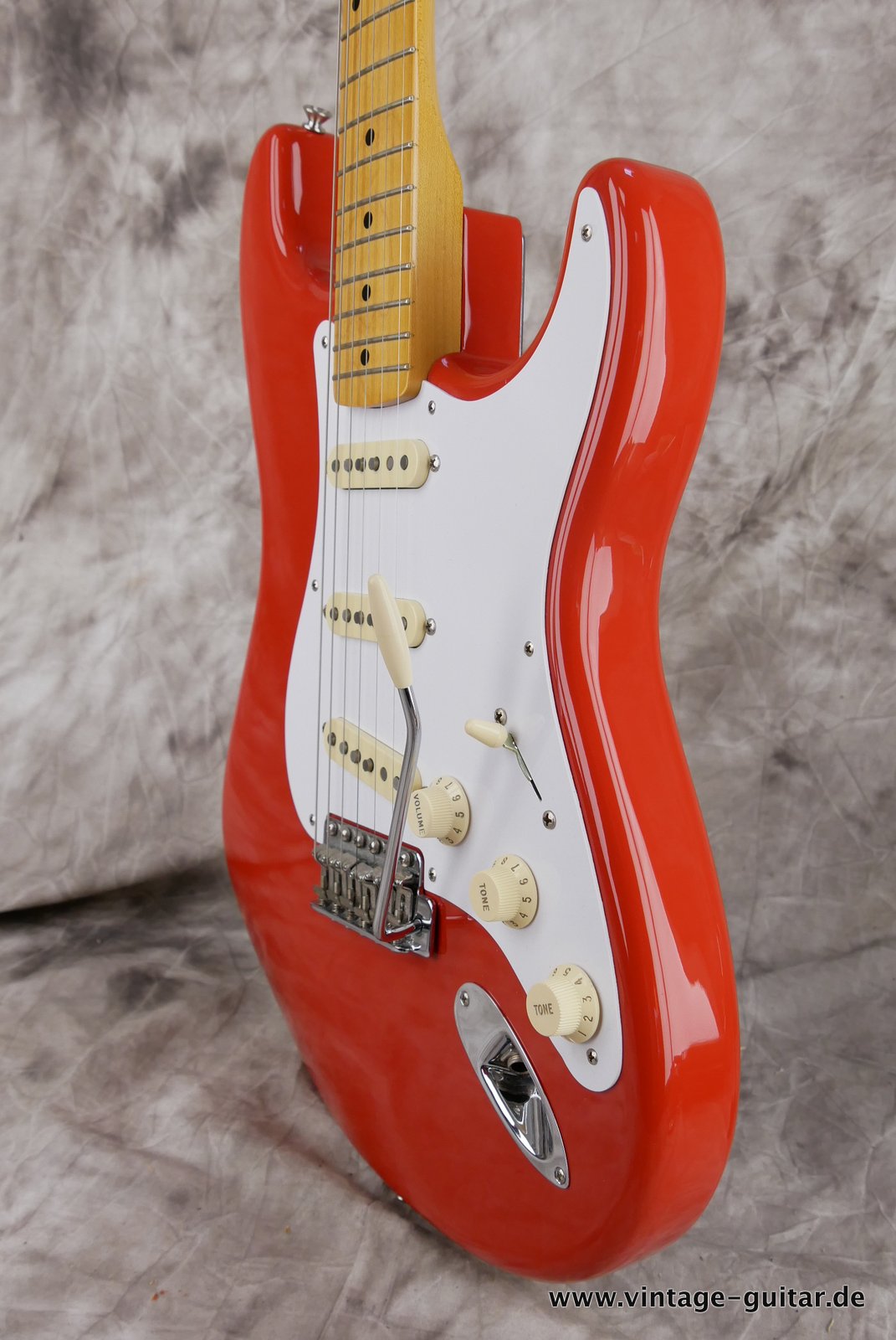 Fender-Stratocaster-Classic-50s-fiesta-red-006.JPG