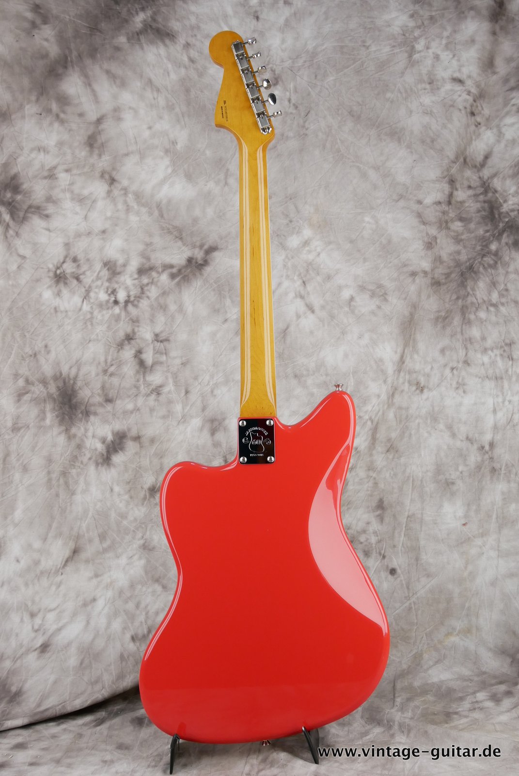 Fender-Jazzmaster-Classic-60s-fiesta-red-003.JPG