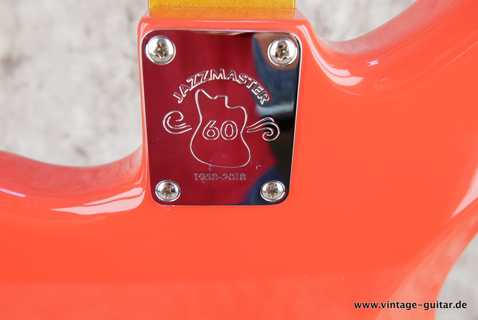 Fender-Jazzmaster-Classic-60s-fiesta-red-013.JPG