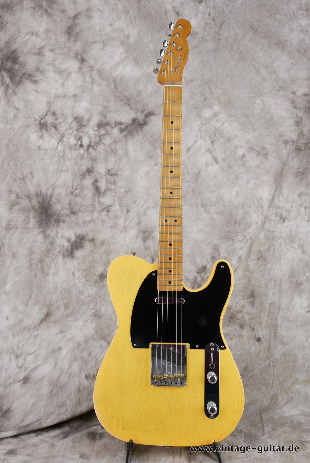 Fender-Telecaster-Roadworn-Mexico-2018-001.JPG