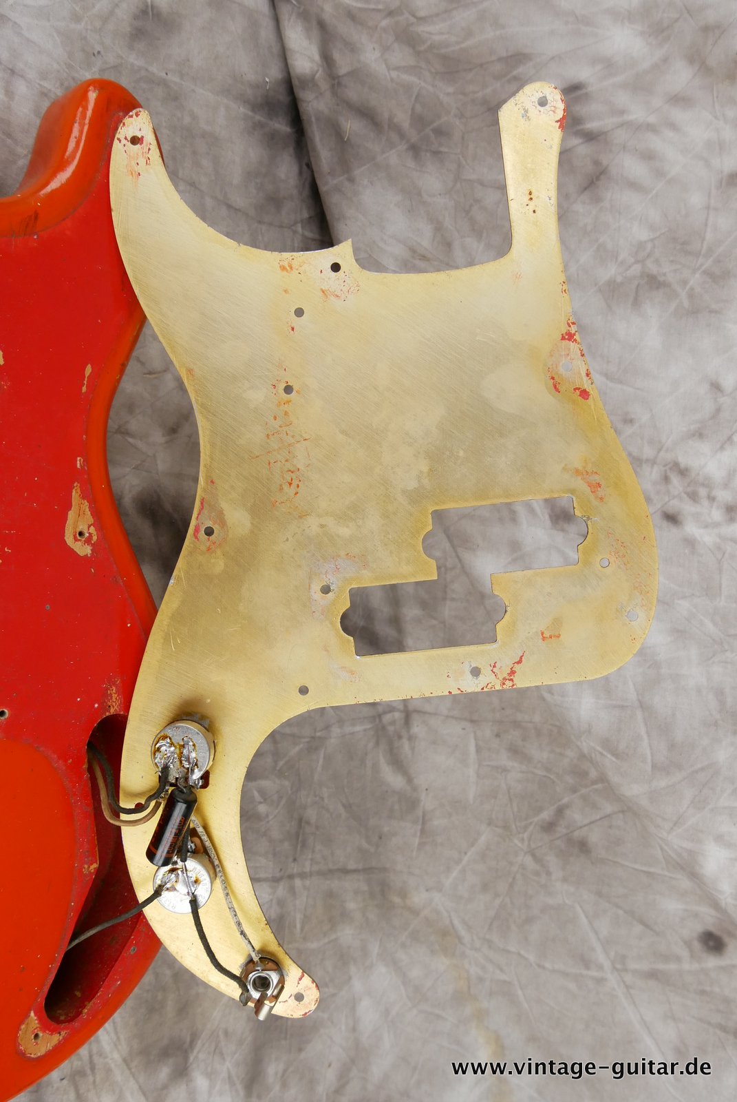 Fender-Precision-Bass-1959-slabboard-018.JPG