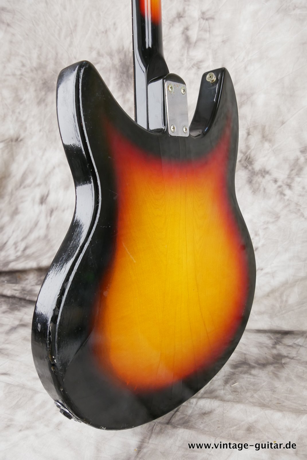 Shaftesbury-Bass-3263-1969-Italy-Eko-made-011.JPG